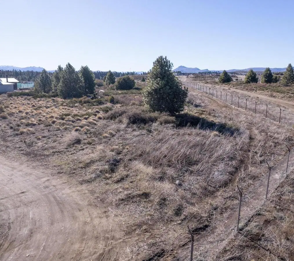 Terreno en Solares del este 3