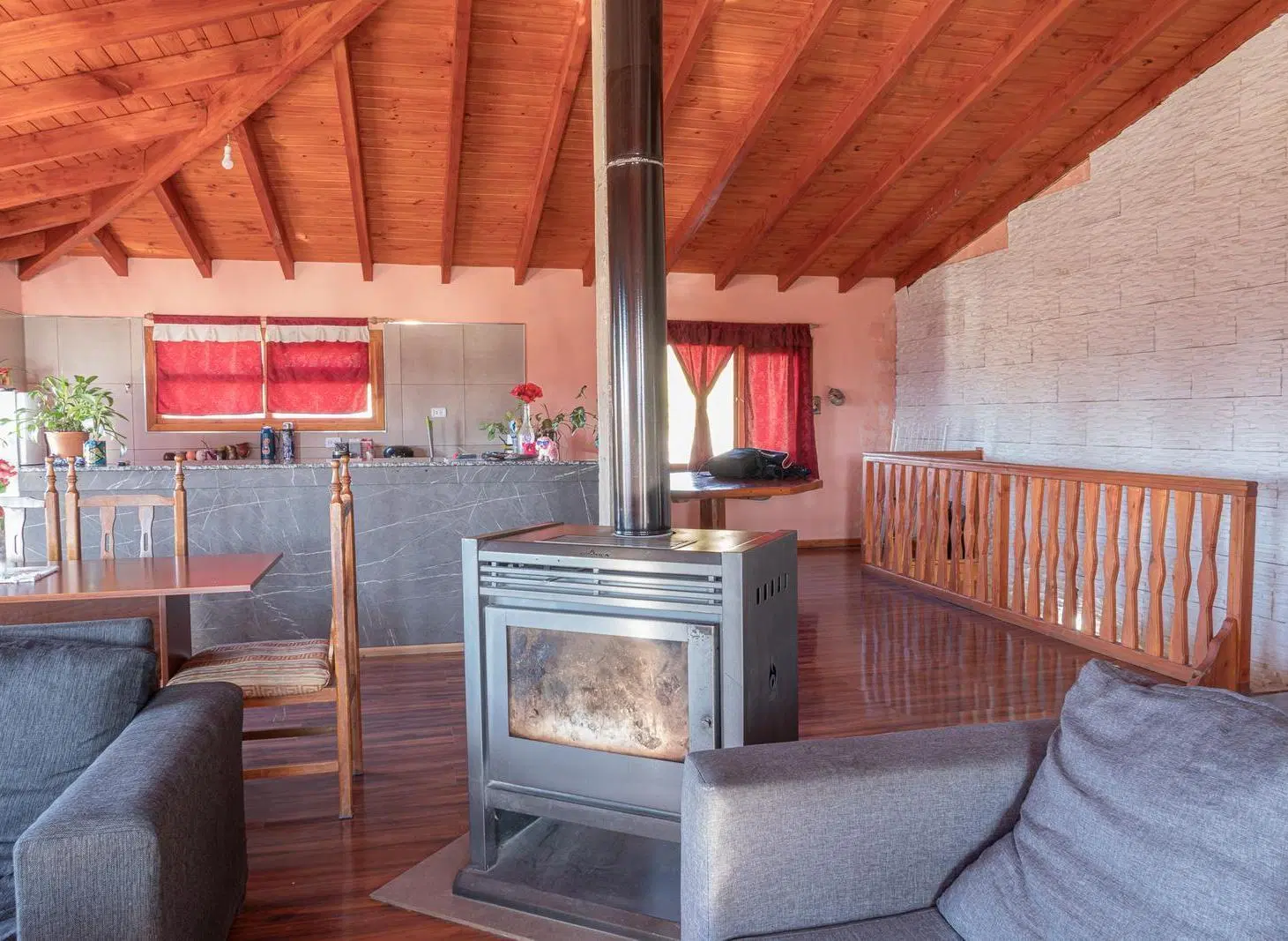 Casa en venta - Bariloche - Barrio de cooperativa Rucas del Sur 3