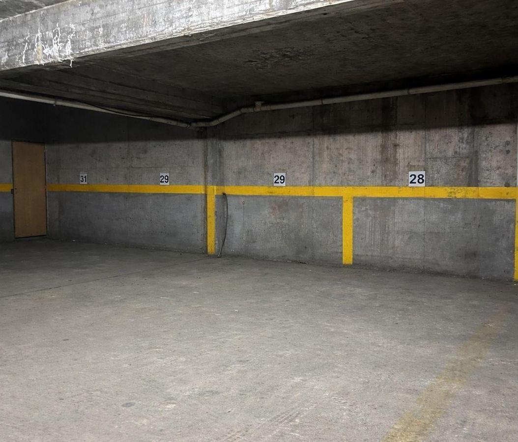 Foto de Cochera Céntrica en Venta, imagen 3