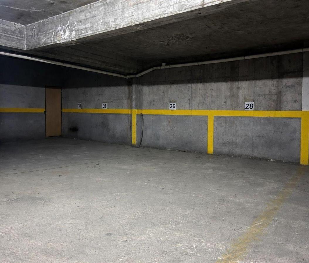 Foto de Cochera Céntrica en Venta, imagen 2