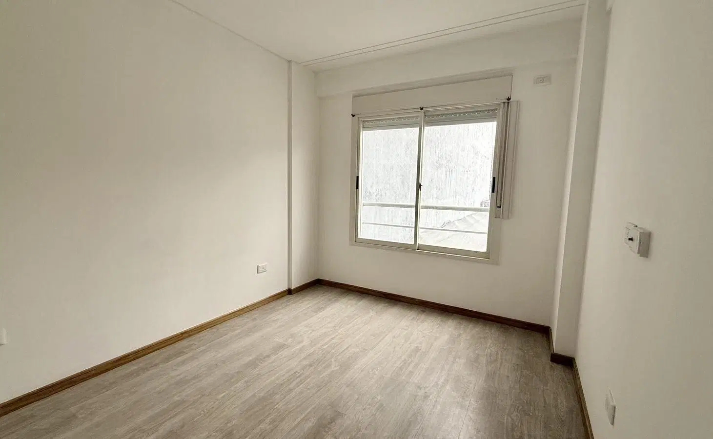 Alquiler Departamento 2 ambientes con cochera 5