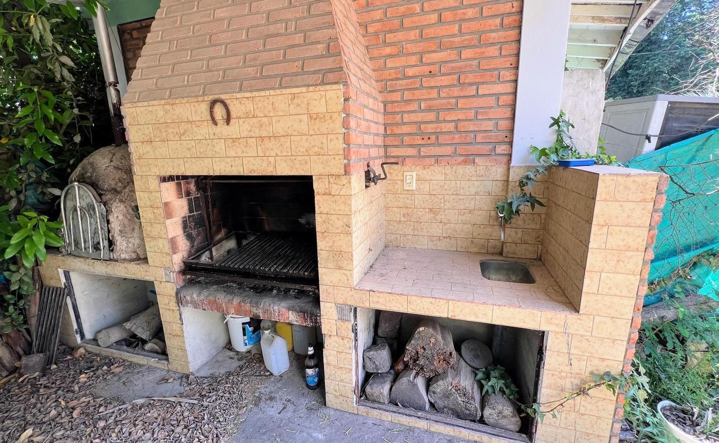 Foto de Casa quinta en alquiler en Parque Leloir, imagen 4