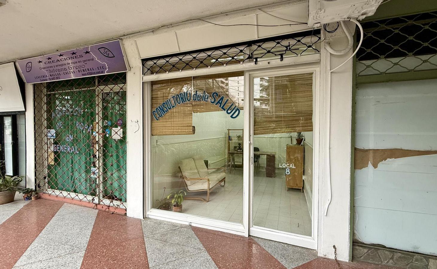 Foto de Local en alquiler en Galeria La Lucila, imagen 1