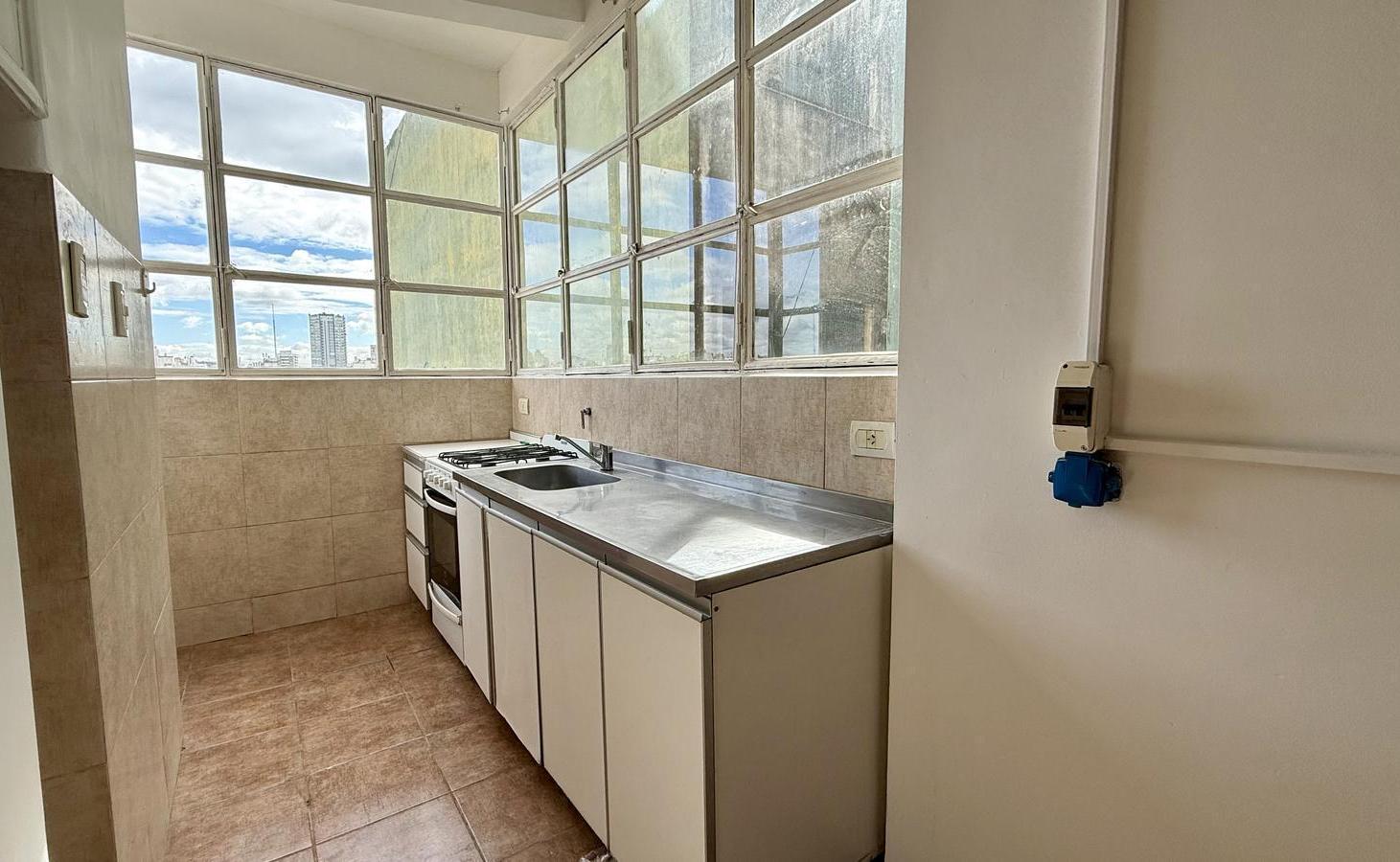 Foto de Departamento en venta 3 ambientes con dependencia en Balvanera, imagen 1