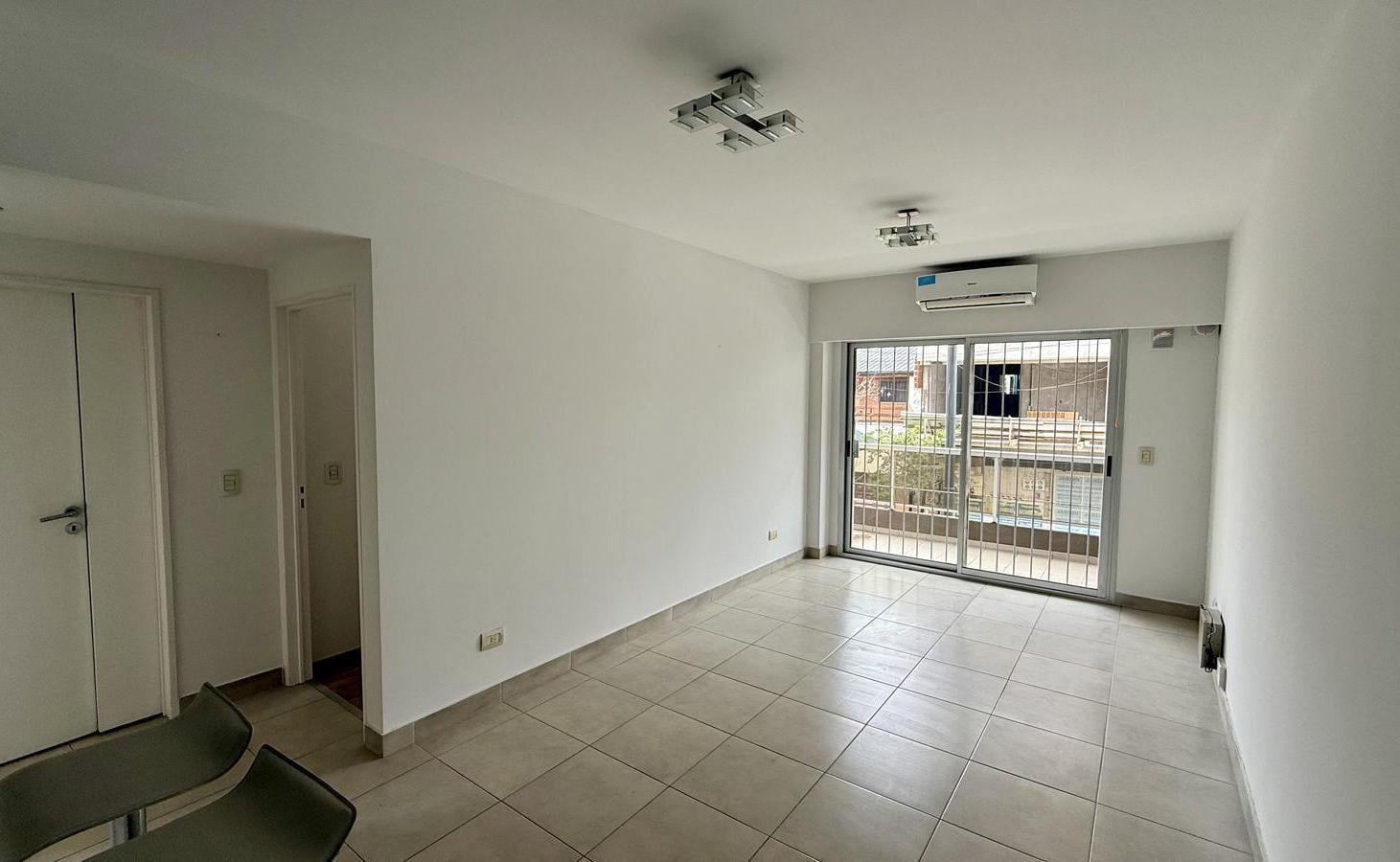 Foto de Departamento en alquiler 2 ambientes con cochera, piscina, SUM y, imagen 2