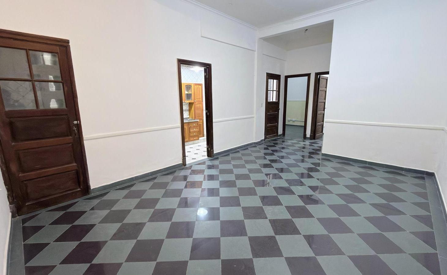Foto de PH en venta en planta baja con Patio en flores, imagen 1