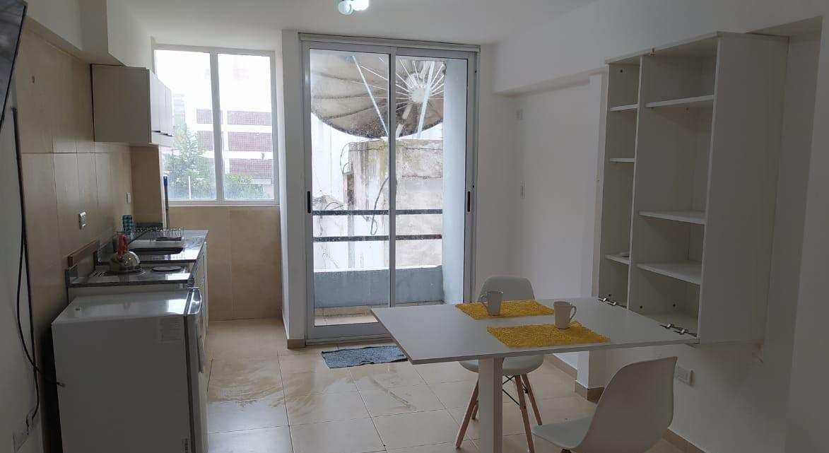 Temporada - departamento de 1 ambiente - 11 de Septiembre 3200 - La Perla - Mar del Plata