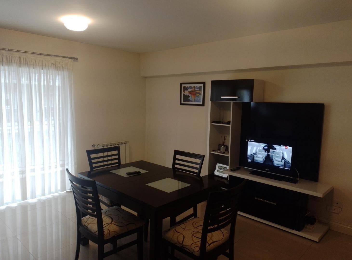 Temporada - departamento de 2 ambientes con cochera a la calle - Santa Fe 2300 - Mar del Plata