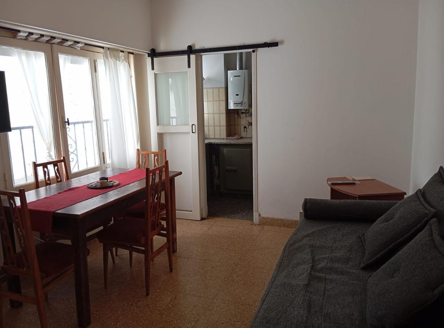 Alquiler de temporada verano - 2 ambientes - Santiago del Estero 1500 - Centro - Mar del Plata