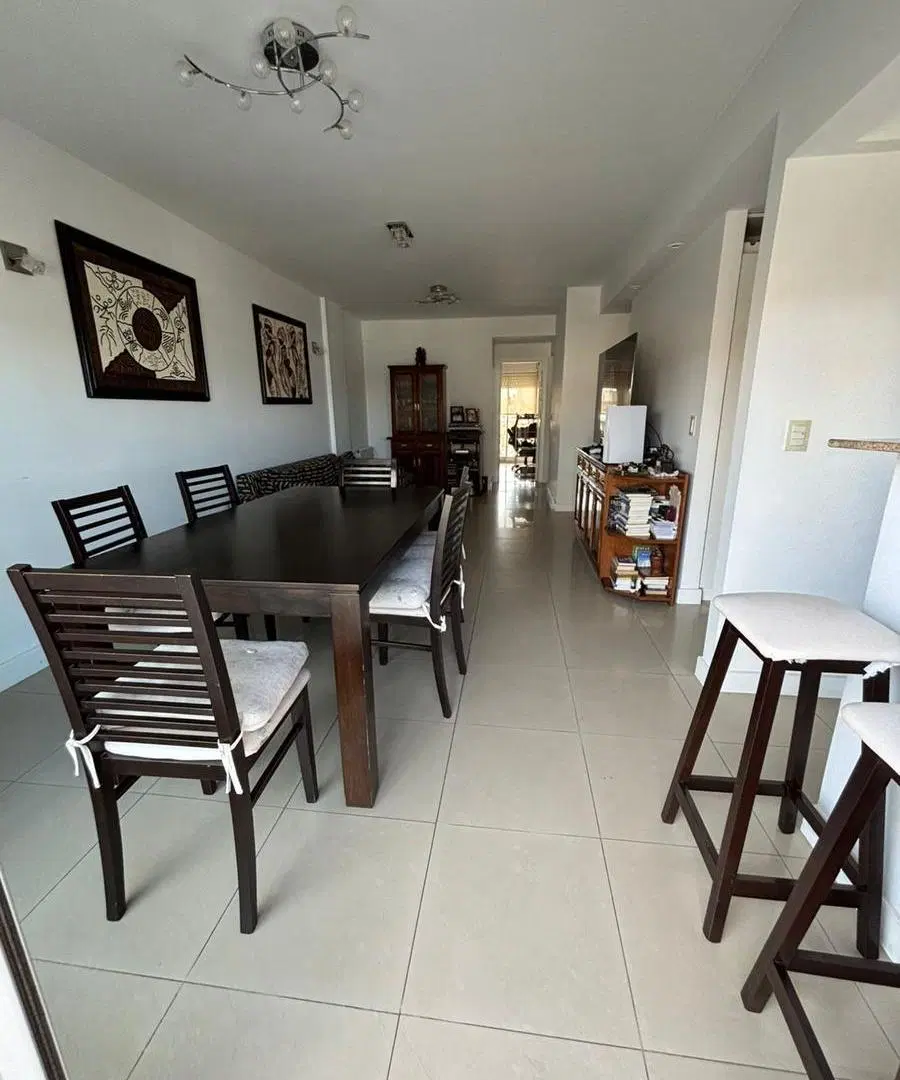 Venta de departamento de 4 ambientes con cochera - Av Independencia 500 - La Perla - Mar del Plata 2