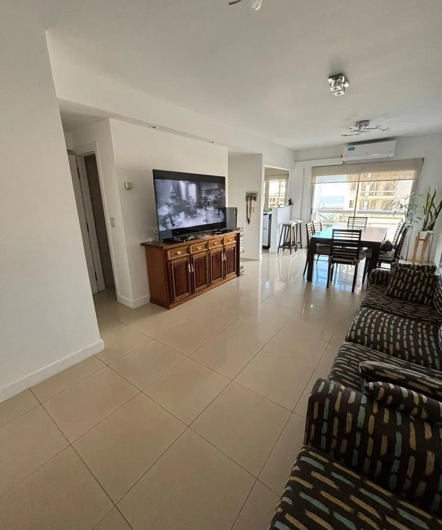 Venta de departamento de 4 ambientes con cochera - Av Independencia 500 - La Perla - Mar del Plata 5