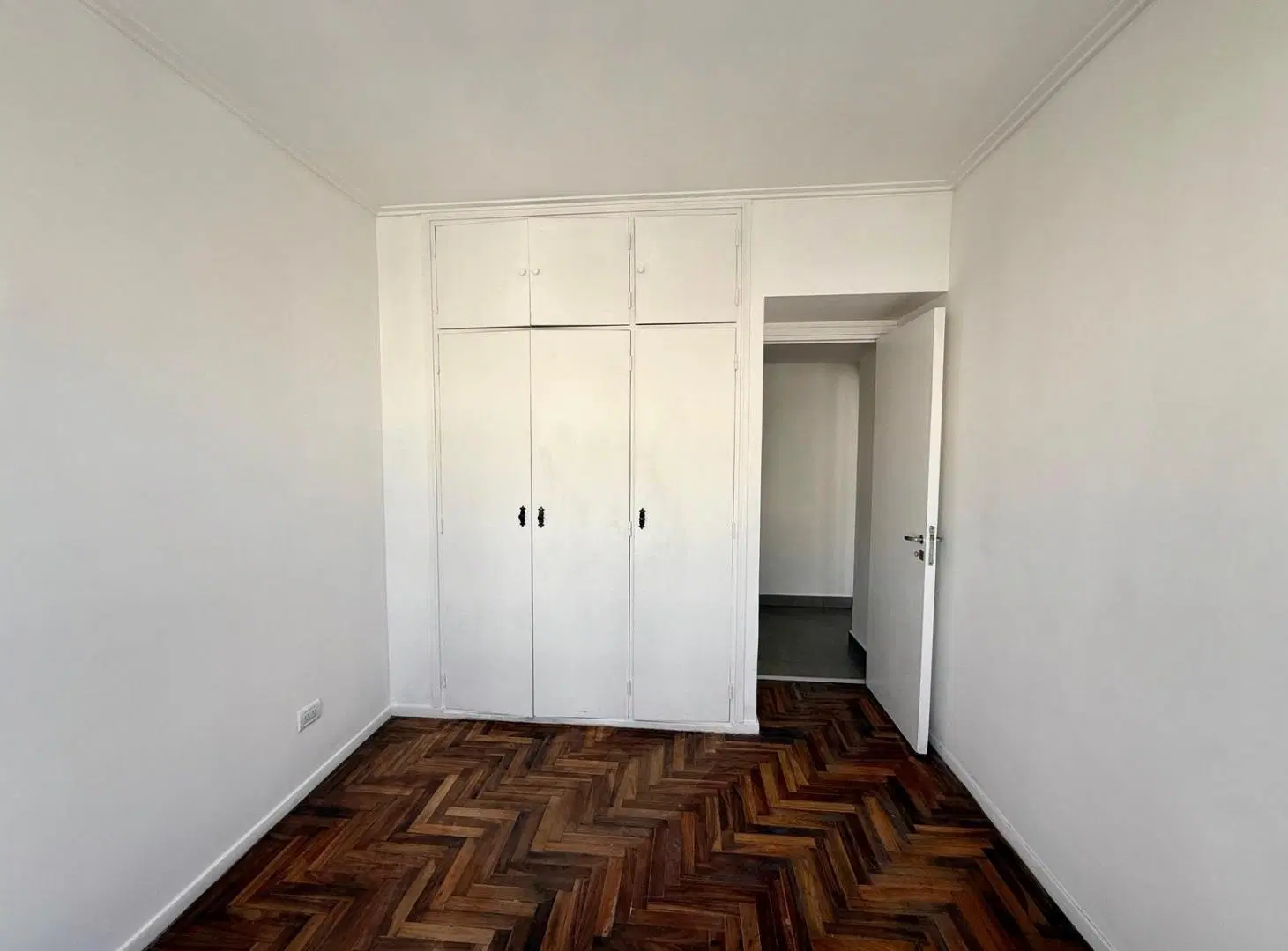 Venta departamento - 2 ambientes - A la calle - Plaza Colon - Mar del Plata 4