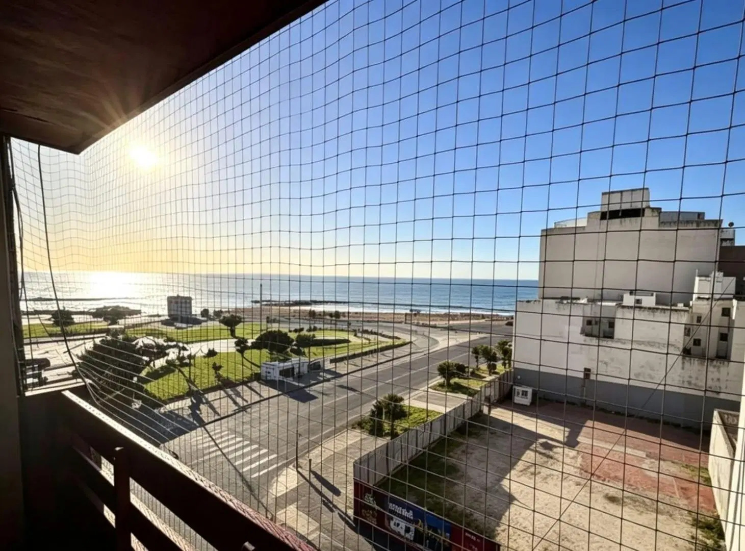 Alquiler departamento de 1 ambiente - cochera - vista al mar - La Rioja 1000 - La Perla - Mar del Pl 3
