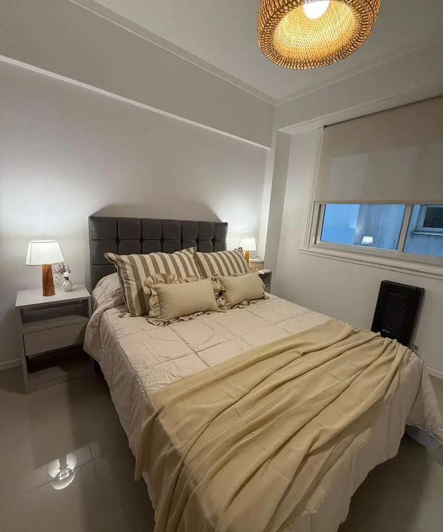 Venta departamento - 2 ambientes - Con dependencia - Vista lateral al mar - Macrocentro - Mar del Pl 8