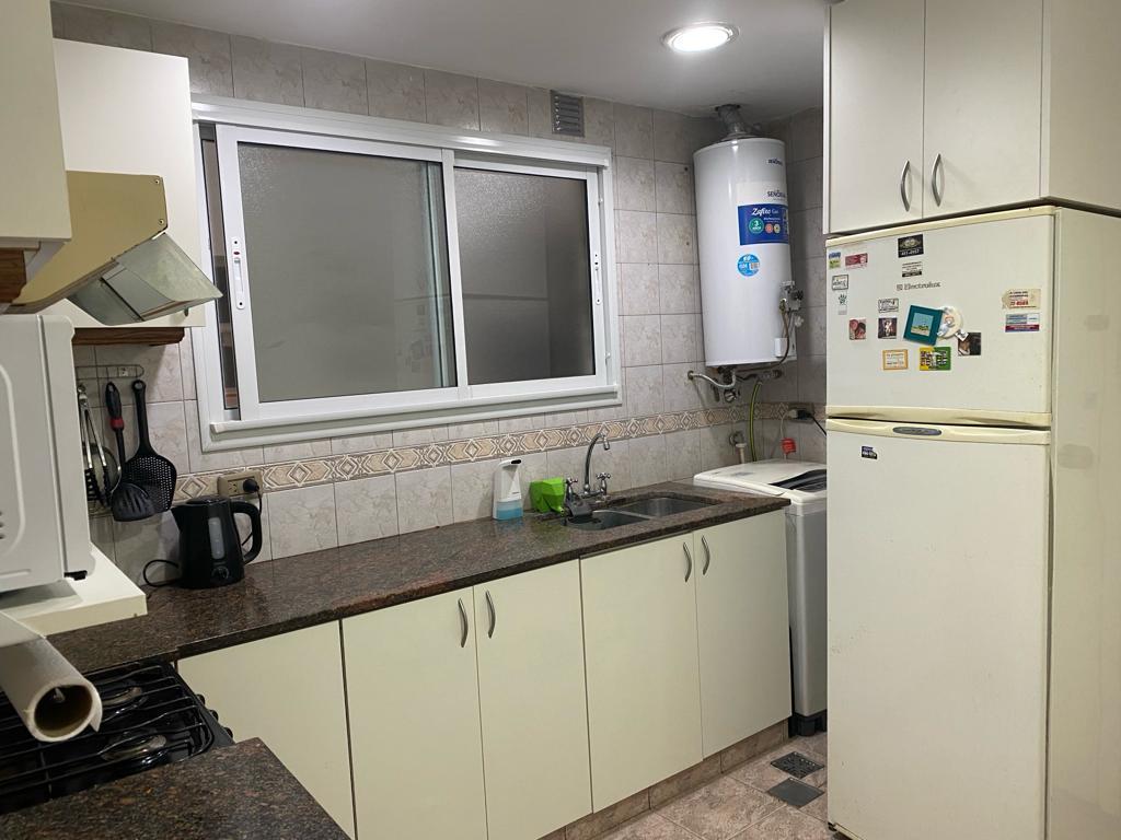 Foto de Alquiler 24 meses - departamento de 2 ambientes a la calle - Alsina, imagen 5