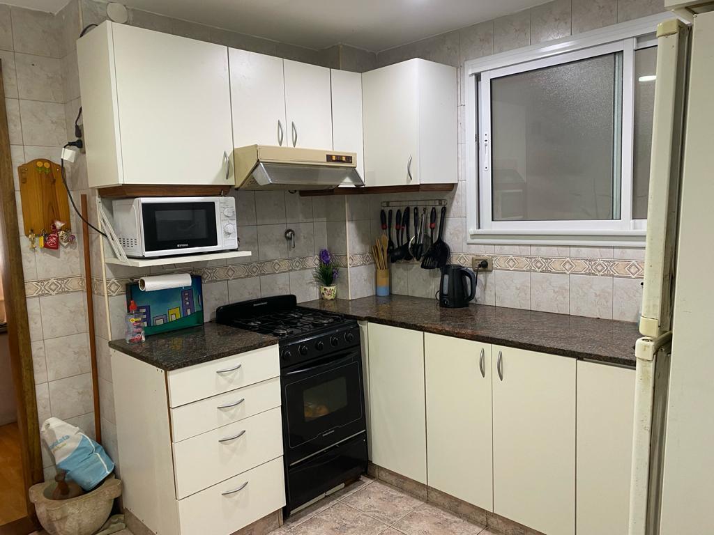 Foto de Alquiler 24 meses - departamento de 2 ambientes a la calle - Alsina, imagen 2