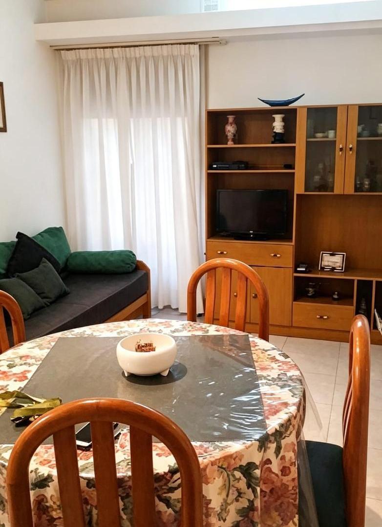 Foto de Venta de departamento 2 ambientes - c/fte - Santiago del Estero 2300, imagen 3