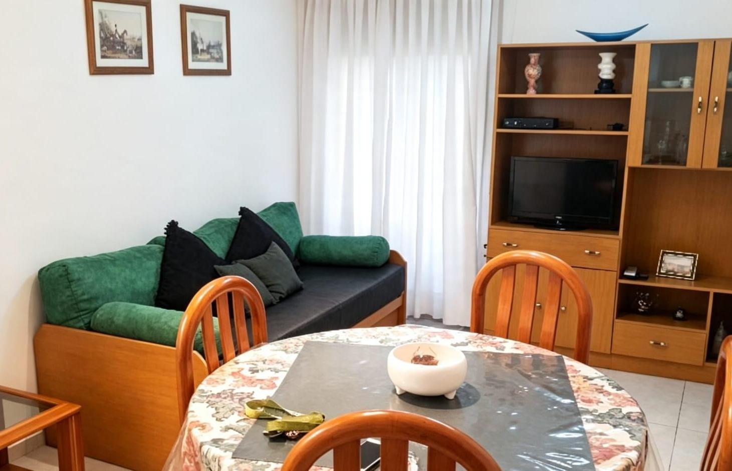 Foto de Venta de departamento 2 ambientes - c/fte - Santiago del Estero 2300, imagen 2