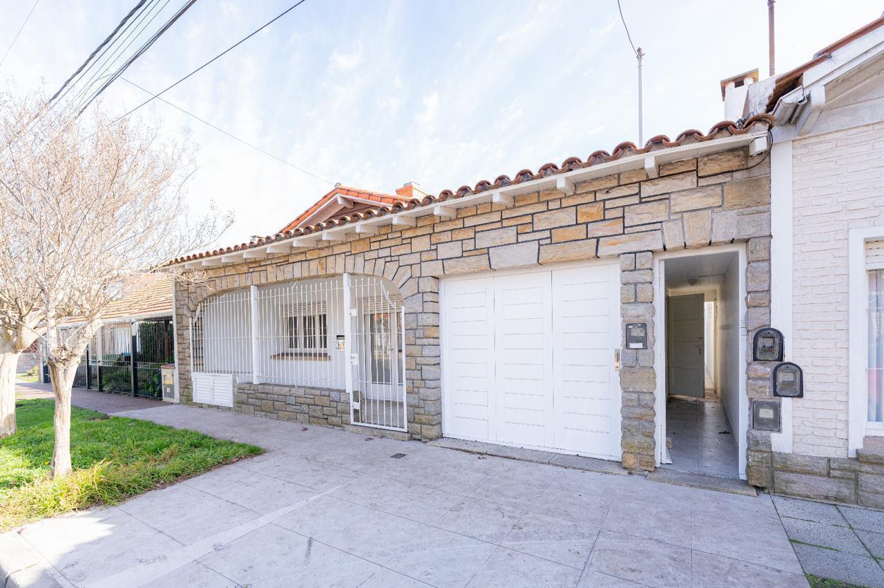 Foto de Venta de chalet 4 ambientes + 2 deptos - Corrientes 4000 - Chauvin, imagen 5