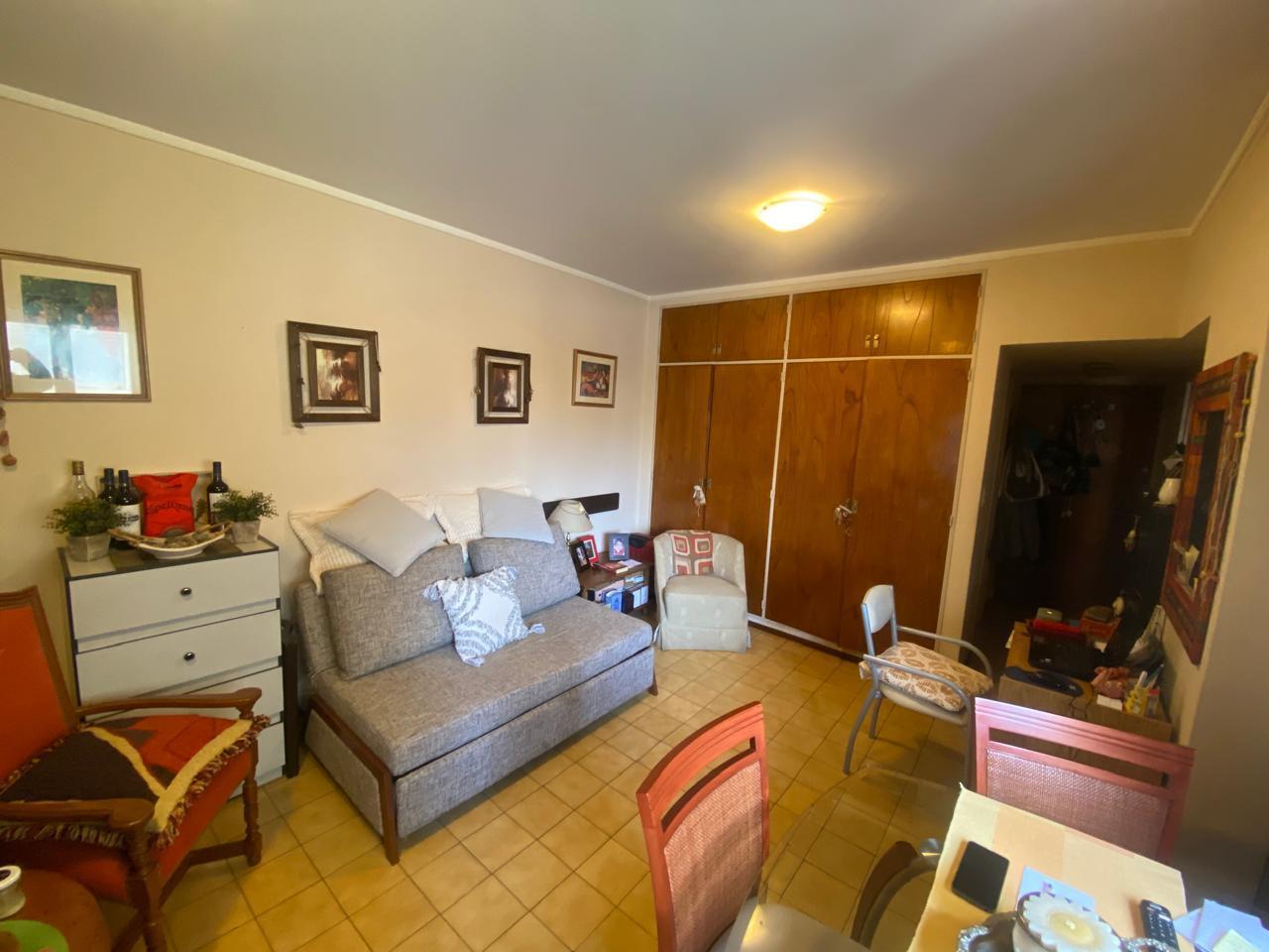 Foto de Venta de departamento de 1 ambiente - lateral - Rivadavia 2600 - Centro, imagen 3