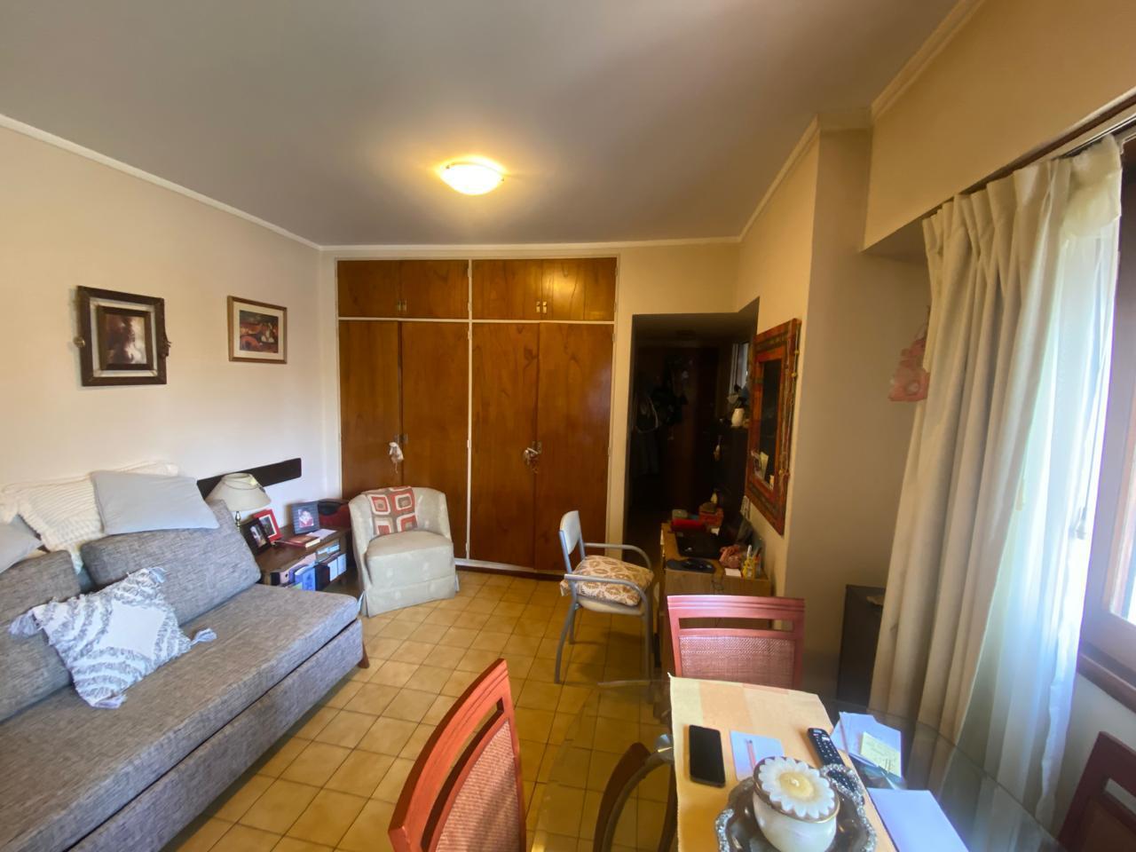 Foto de Venta de departamento de 1 ambiente - lateral - Rivadavia 2600 - Centro, imagen 4