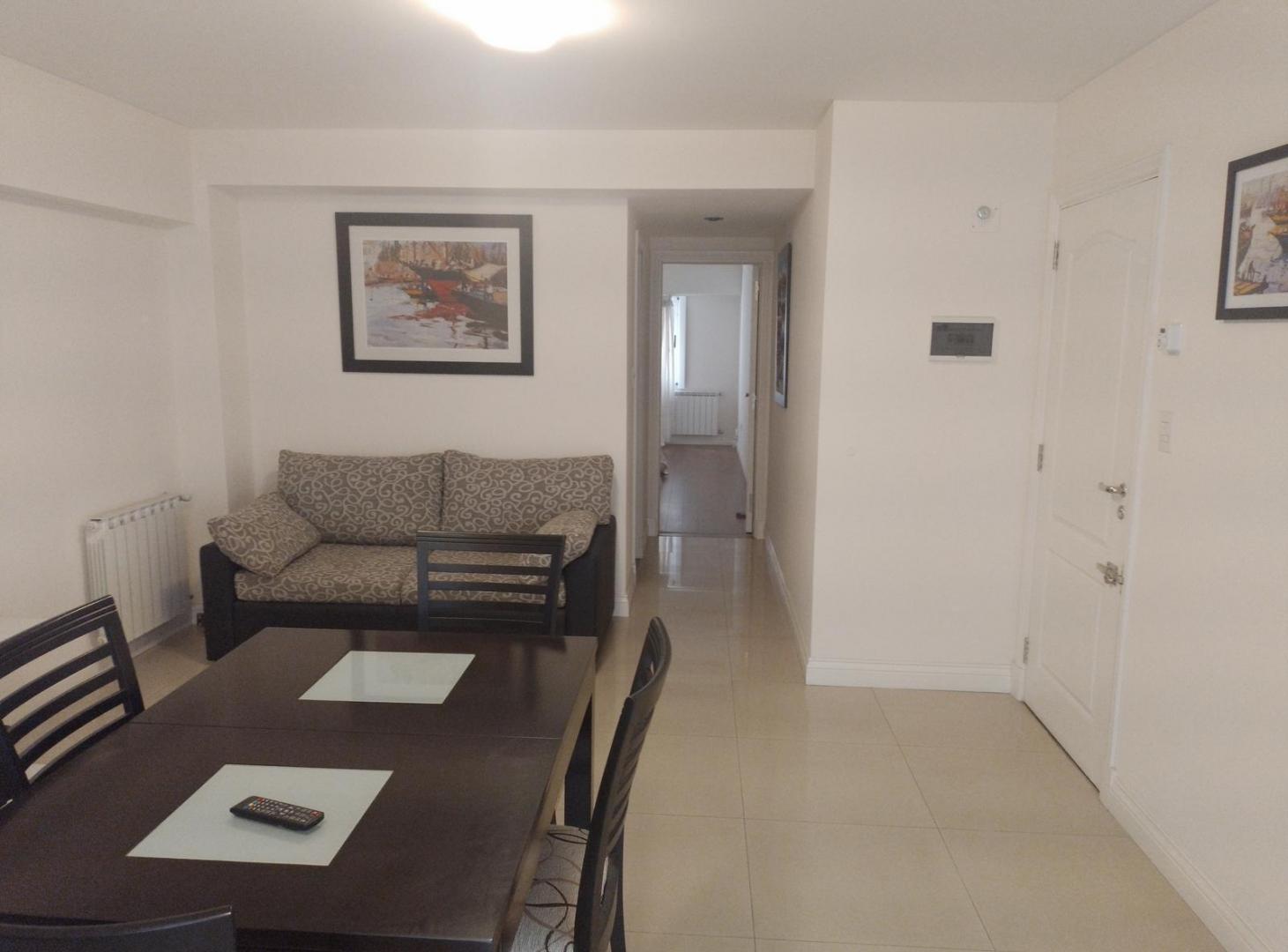 Foto de Temporada - departamento de 2 ambientes con cochera a la calle - Santa, imagen 2