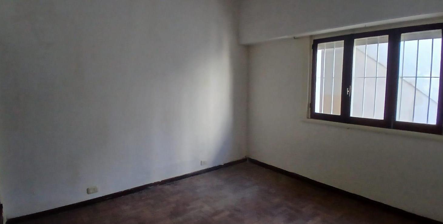 Foto de Venta de Chalet - 3 ambientes c/ dep dpto de 2 ambientes - Matheu 2900, imagen 5