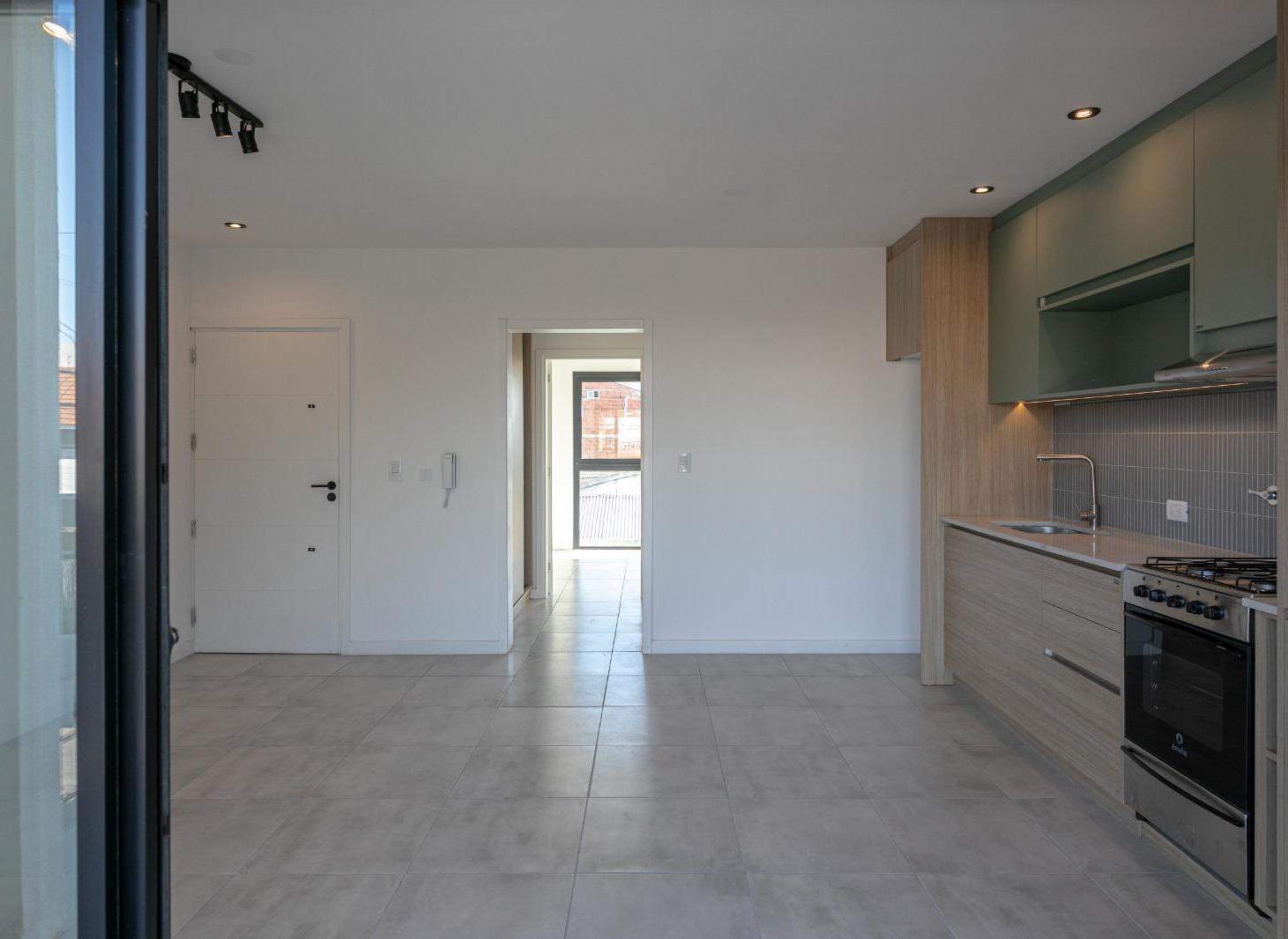 Foto de Venta de PH - 2 ambientes - a la calle - con terraza y parrilla - San, imagen 1
