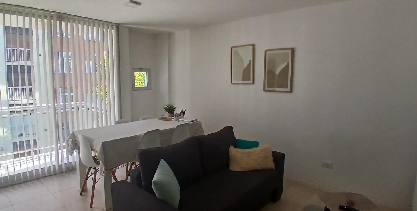 Foto de Venta de departamento - 2 ambientes - habitación en suite - balcón, imagen 1