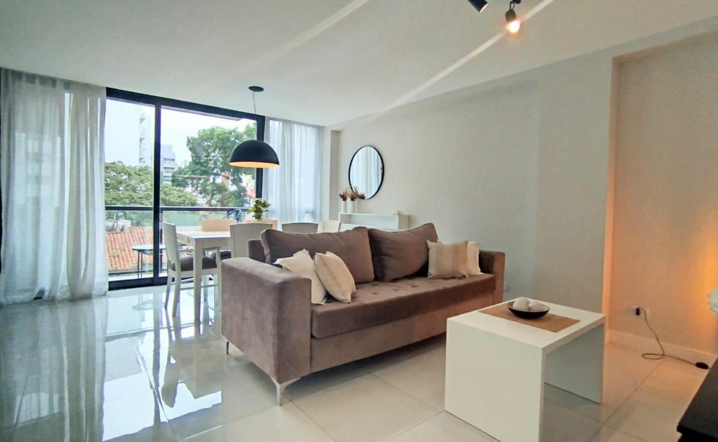 Foto de Venta de departamento - 3 ambientes - Balcón a la calle - Baulera, imagen 2