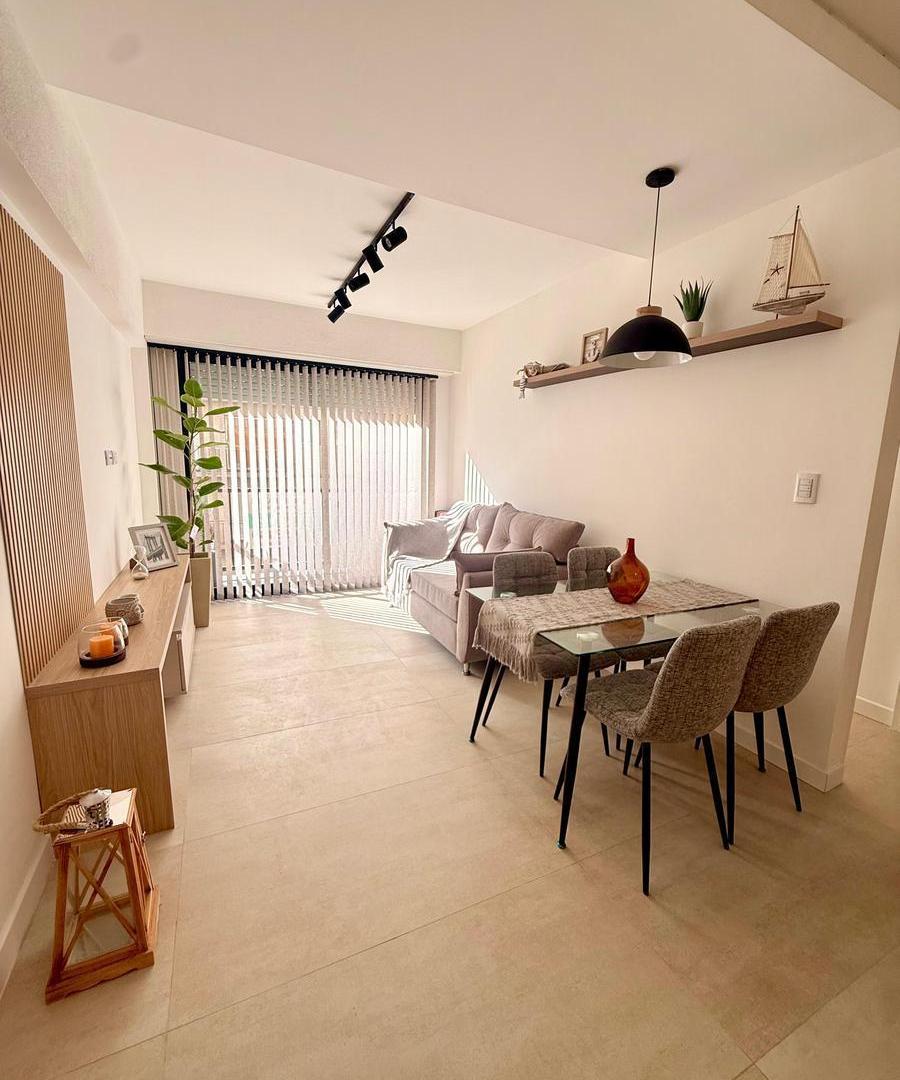 Foto de Venta de departamento - 2 ambientes - A la calle - Con balcón saliente, imagen 5