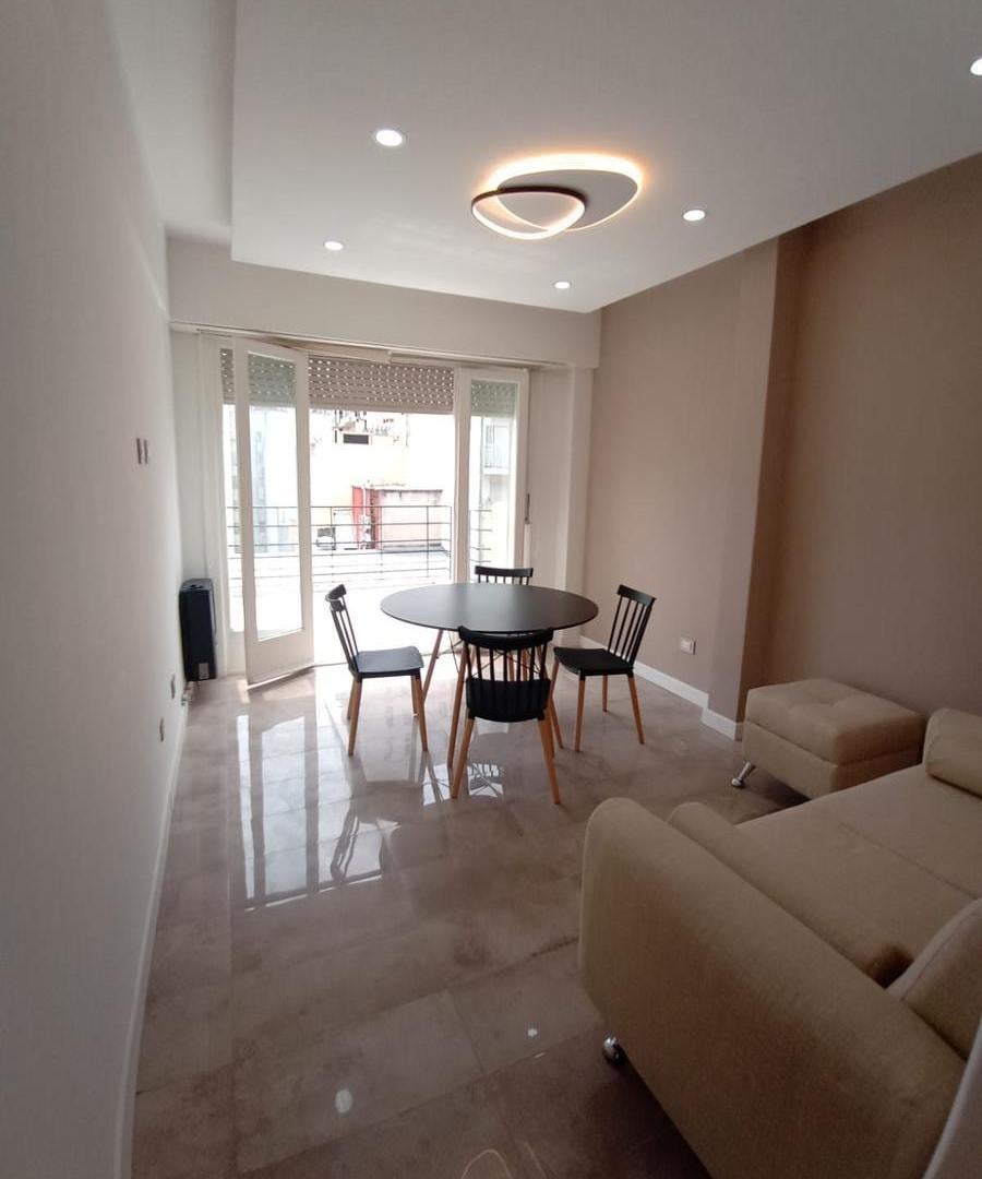 Foto de Venta de departamento - 3 ambientes - Balcón terraza - Reciclado, imagen 5