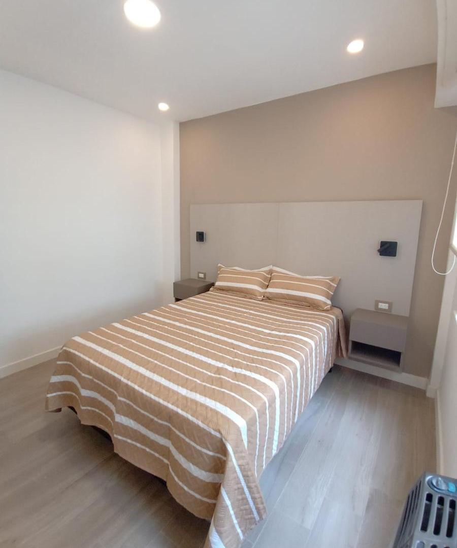 Foto de Venta de departamento - 3 ambientes - Balcón terraza - Reciclado, imagen 1