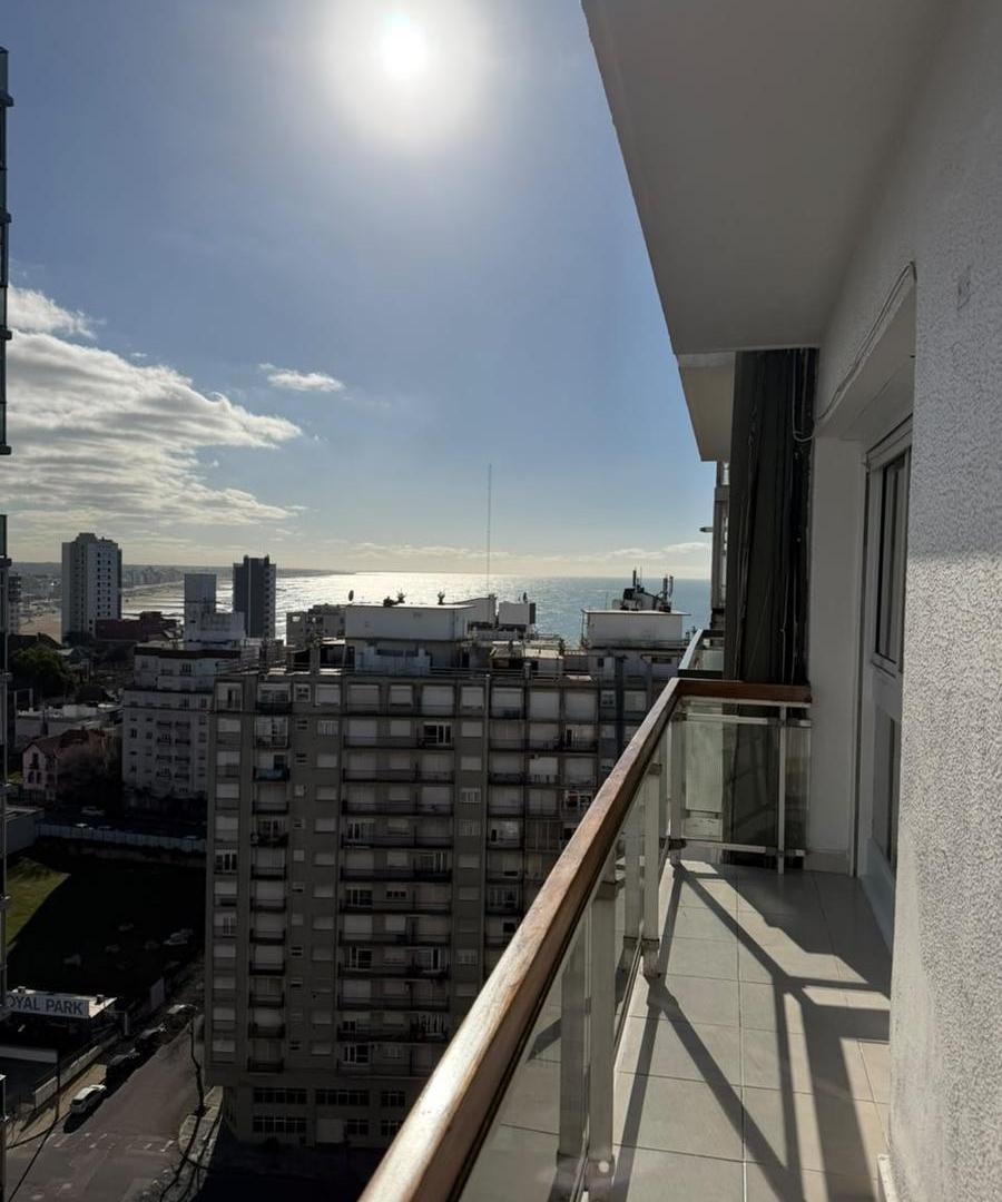 Foto de Venta de departamento - 2 ambientes - A la calle - Vista al mar, imagen 1
