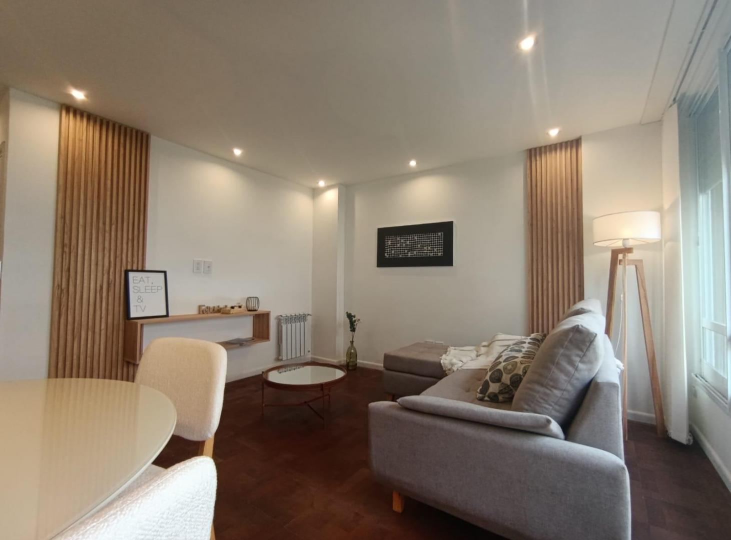 Foto de Venta de departamento - 3 ambientes - A la calle - En semipiso, imagen 3