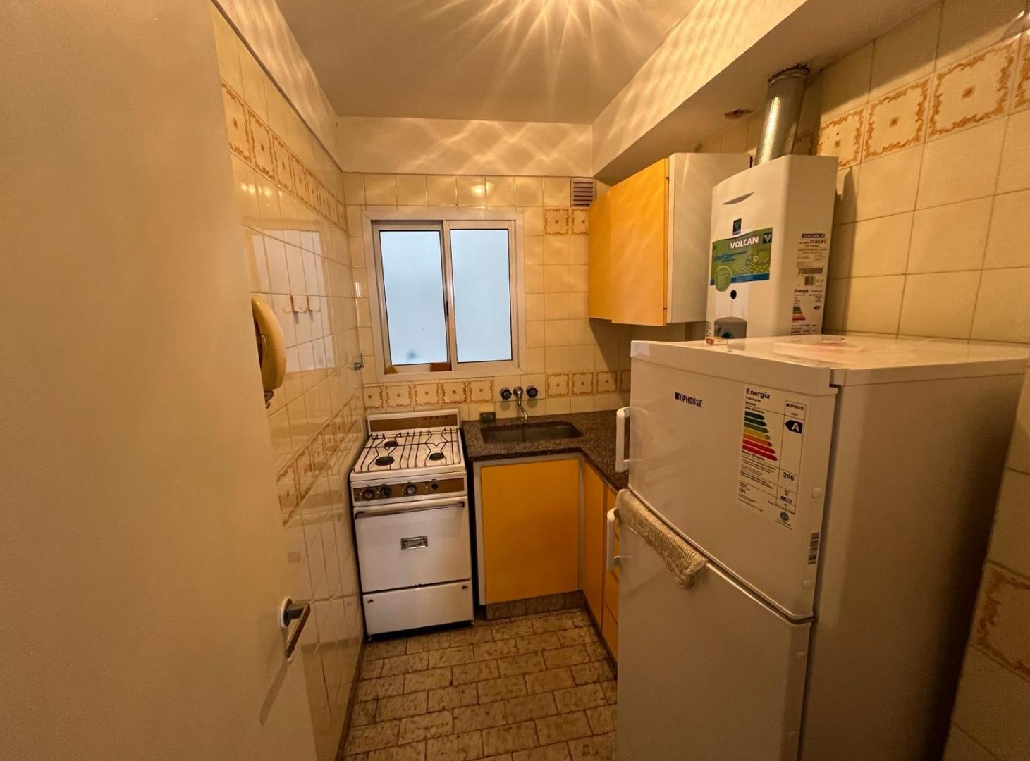 Foto de Venta de departamento 1 ambiente - Lateral - Santa Fe 2300, imagen 3