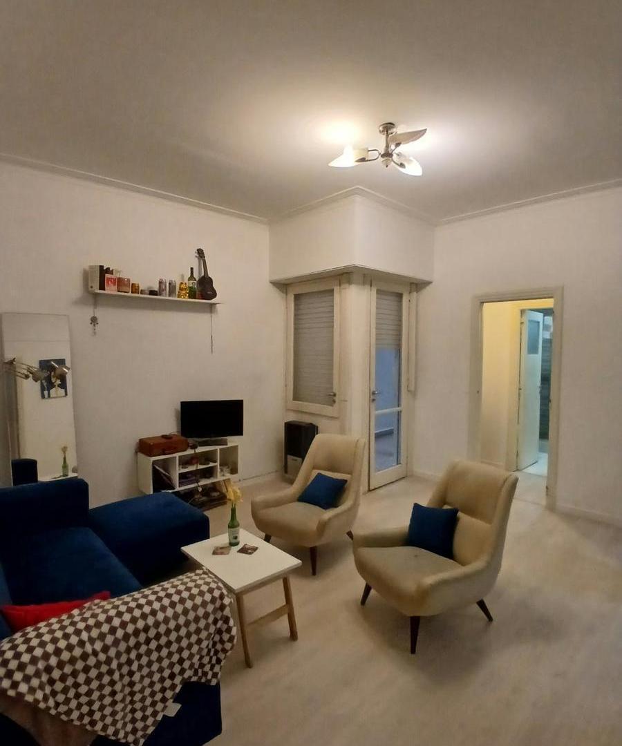 Foto de Alquiler departamento 2 ambientes - interno - patio - Arenales 2100, imagen 2
