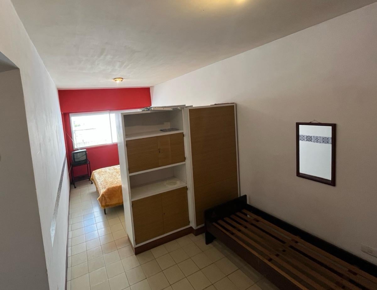 Foto de Venta de departamento 1 ambiente - Lateral - Santa Fe 2300, imagen 1