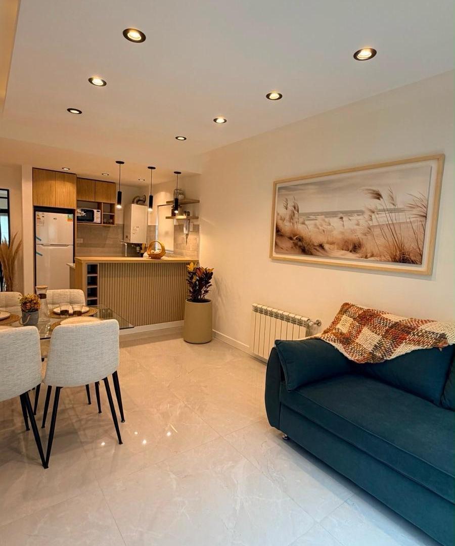 Foto de Venta de departamento - 3 ambientes - A la calle - Con balcón francés, imagen 4