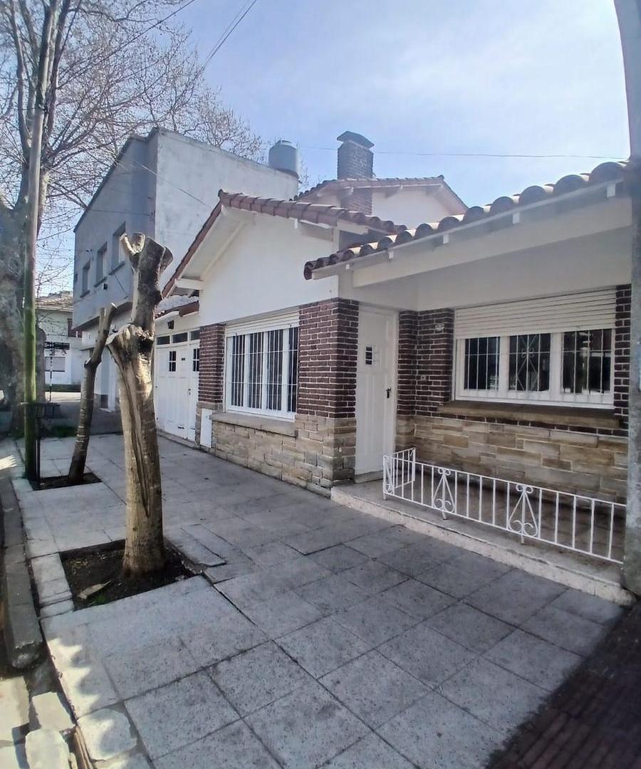 Foto de Alquiler de chalet de 3 ambientes - Rawson 3800 -, imagen 1