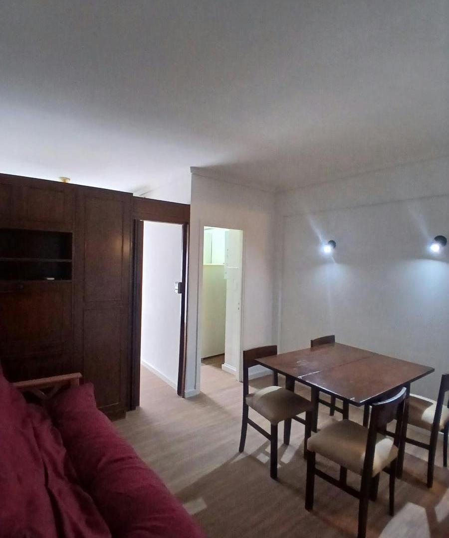 Foto de Venta de departamento 1 ambiente dividido - A la calle - Con balcón, imagen 1