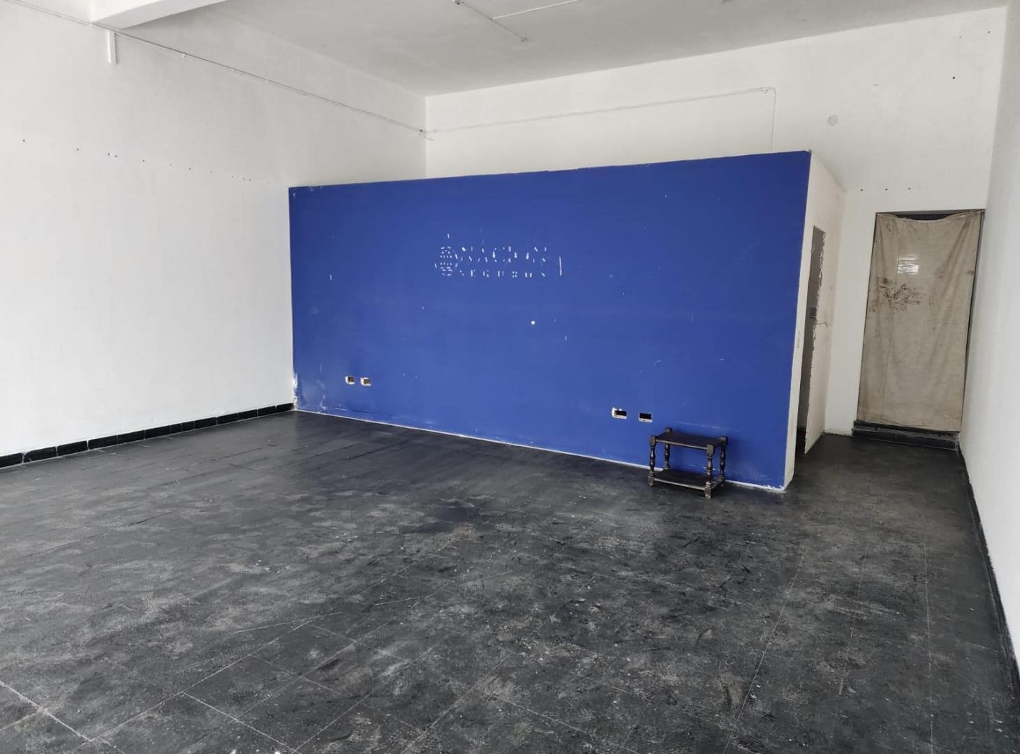 Foto de Local Sobre Bartolome Mitre, imagen 3