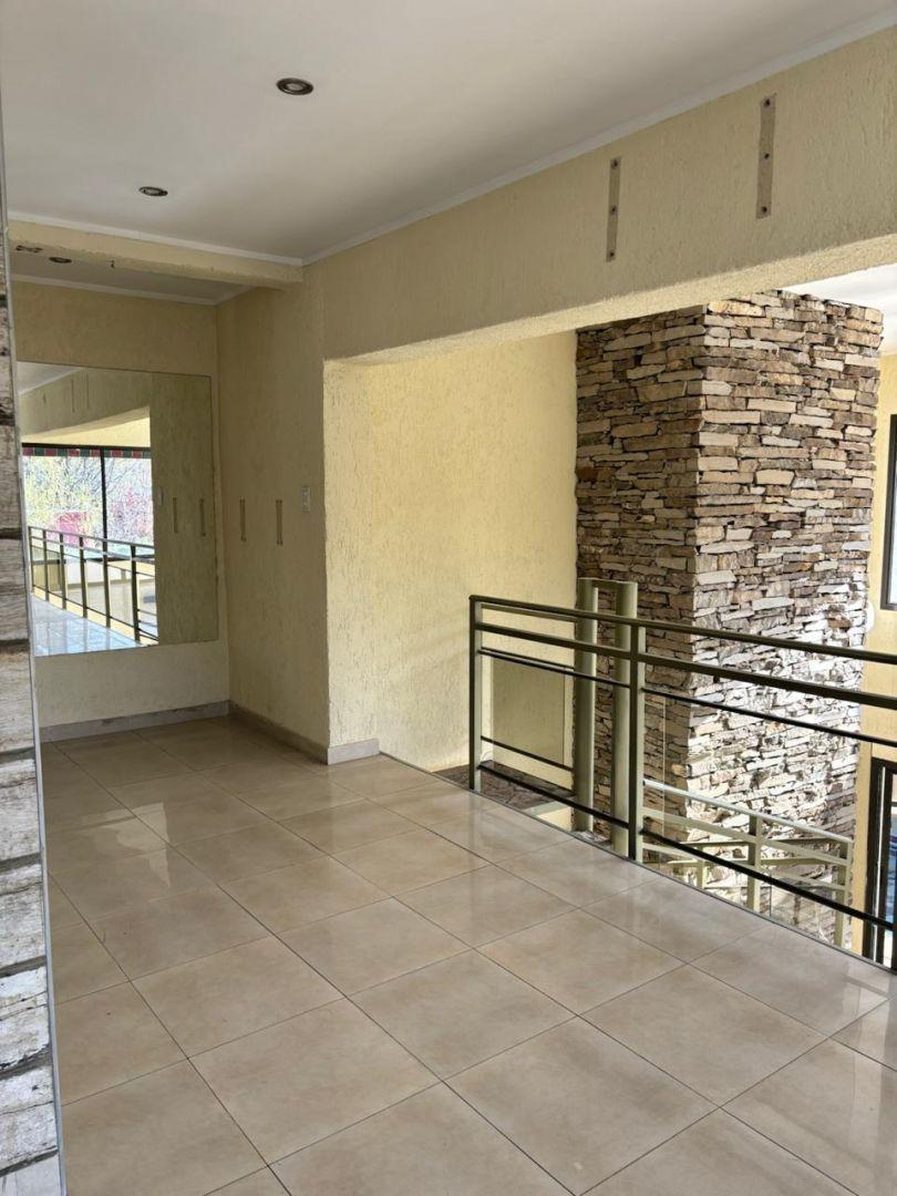 Casa 4 Ambientes 2 Dorm.. | Barrio Privado Vistalba Country 5