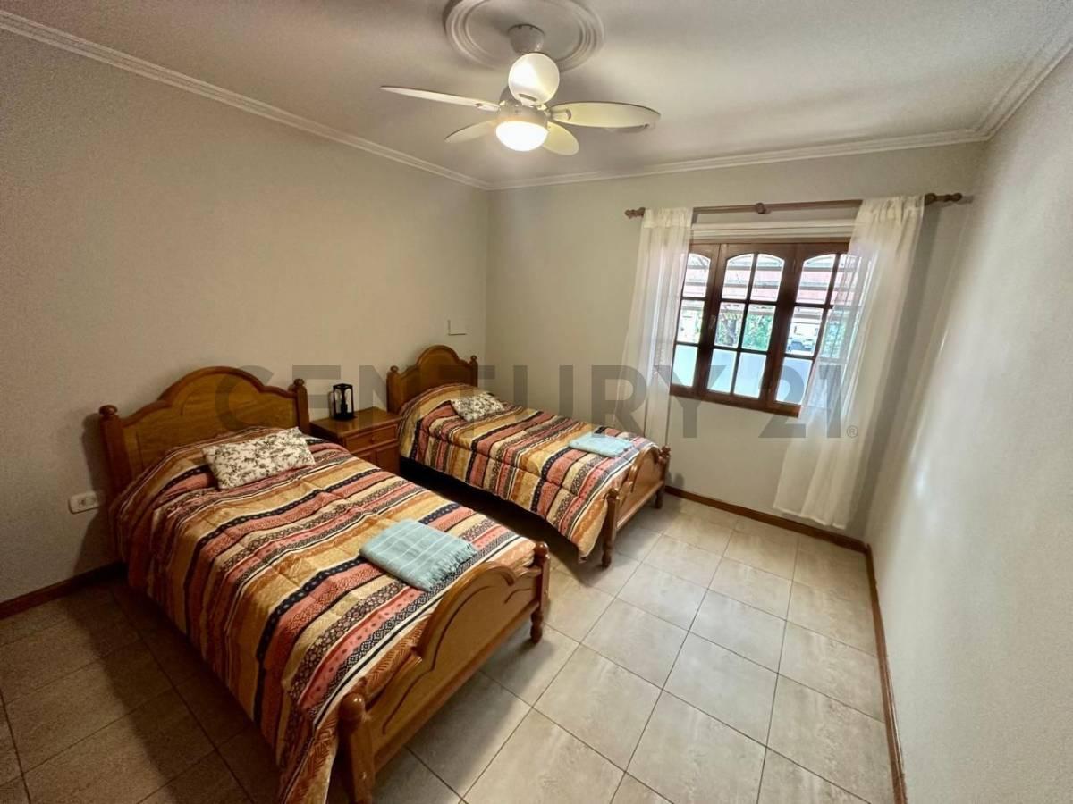 Foto de GRAN CASA EN VENTA EN QUINTA SECCION, imagen 5