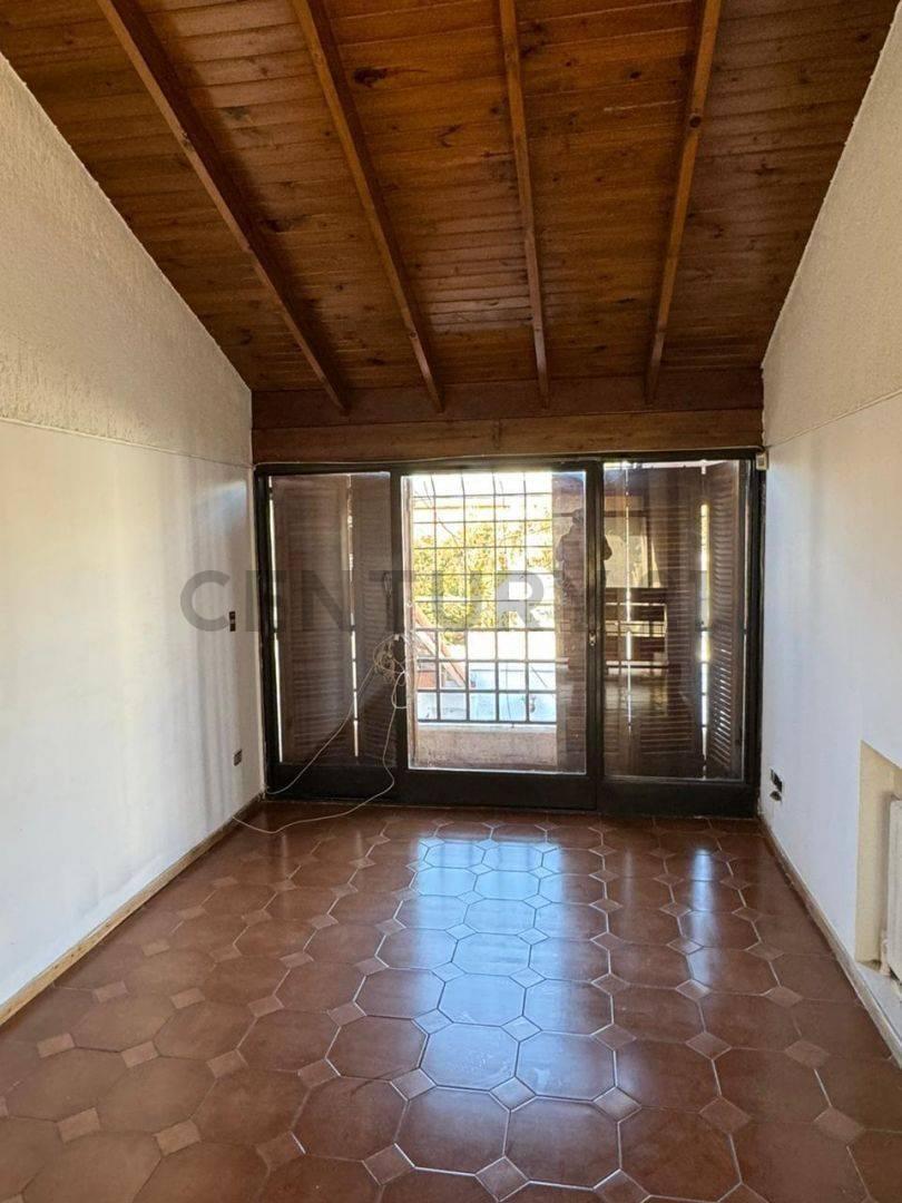 Barrio Bombal. Casa Maipú y Roque Saenz Peña 3