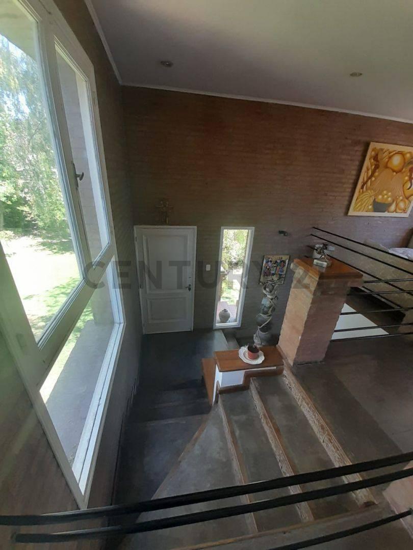 inmoandes Ofrece en Venta de Casa, en Una de Las Esquinas del Prestigioso Barrio Club de Campo. 1