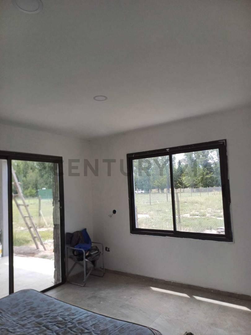 Foto de CASA A ESTRENAR EN VENTA EN BARRIO "LAS ROSAS COUNTRY RURAL" Colonia, imagen 3