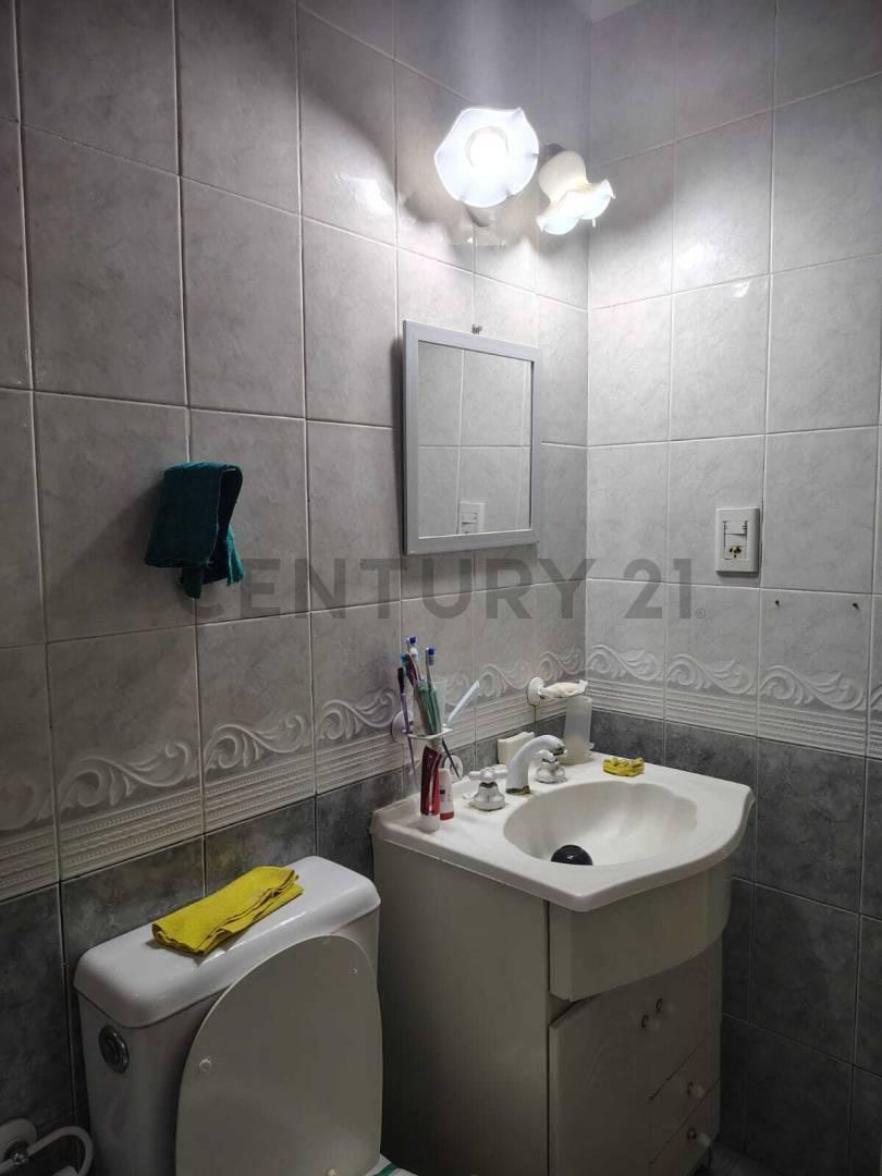 CASA EN VENTA CIUDAD DE MENDOZA.
