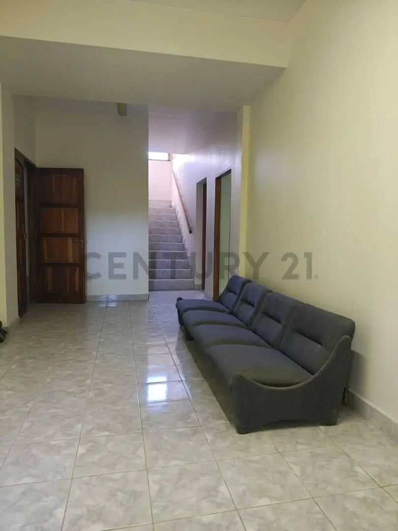 CASA EN VENTA PARA USO PROFESIONAL / COMERCIAL –  CENTRO DE LUJÁN DE CUYO 2