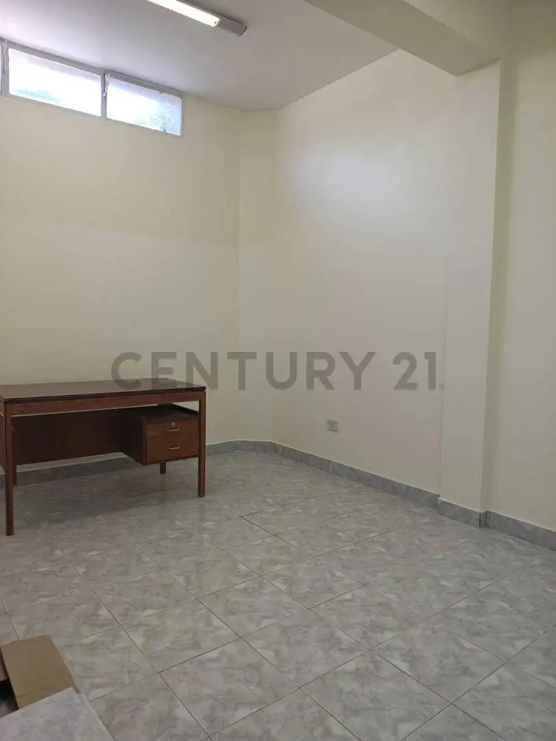 CASA EN VENTA PARA USO PROFESIONAL / COMERCIAL –  CENTRO DE LUJÁN DE CUYO 8